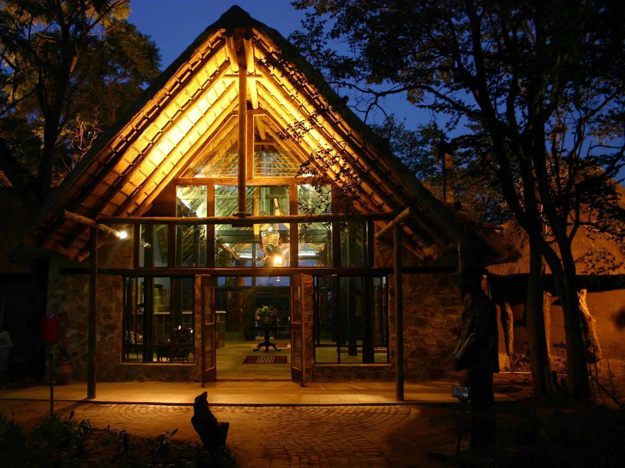 Kedar Heritage Lodge, Conference Centre & Spa Phokeng Eksteriør billede